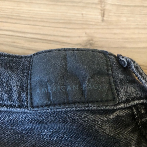 Women’s American Eagle Outfitters Washed Black Baggy Jean denim size 00 short - Picture 12 of 14